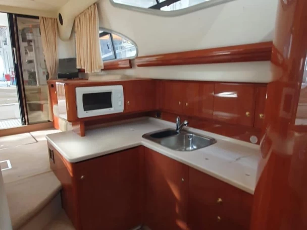 Cranchi Atlantique 40 Fly a louer à Nettuno