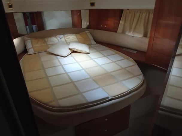 Location bateau Nettuno pas cher Atlantique 40 Fly