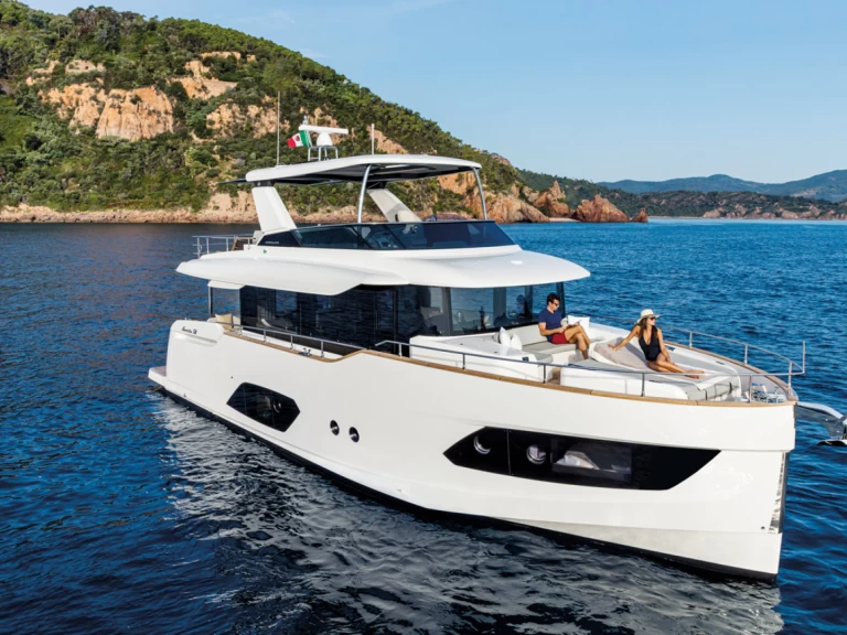 Location bateau Azimut Azimut 60 Fly à Monaco sur Samboat