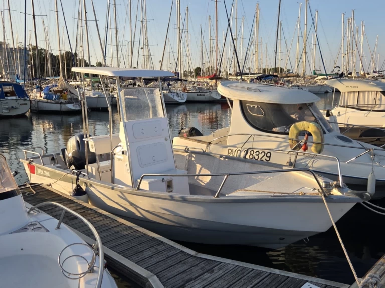 Location bateau Pro2000 Open 6000 à Saint-Cyprien-Plage sur Samboat
