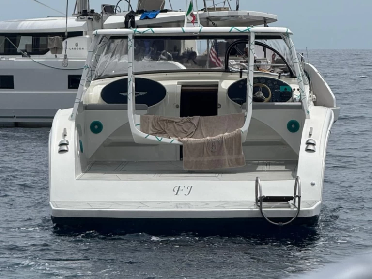 Location bateau Tornado Tornado 38 Flush Deck à Amalfi sur Samboat