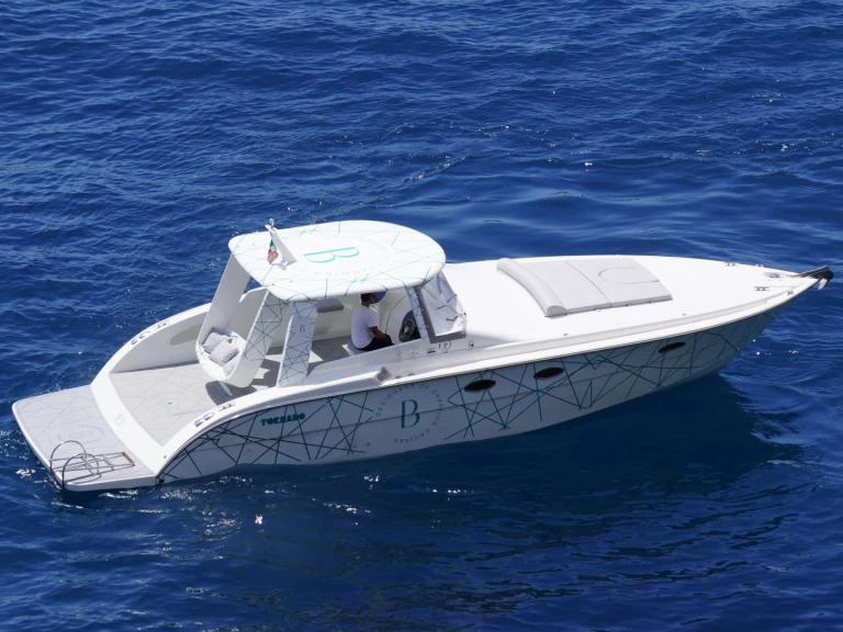 Location bateau Amalfi pas cher Tornado 38 Flush Deck