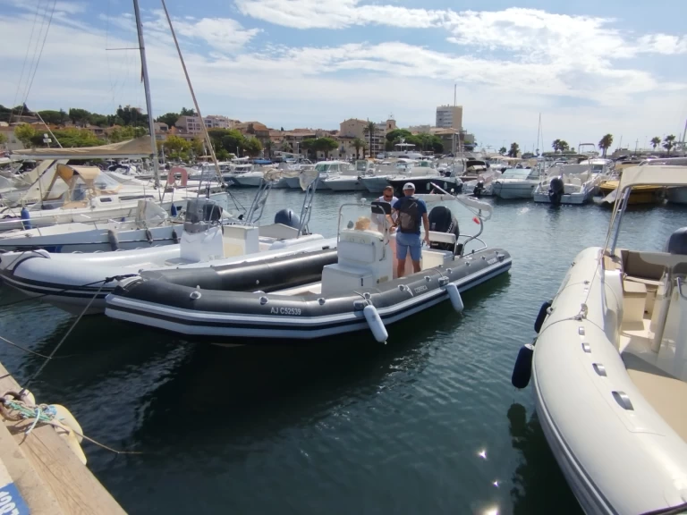 Location Semi-rigide Bombard avec permis