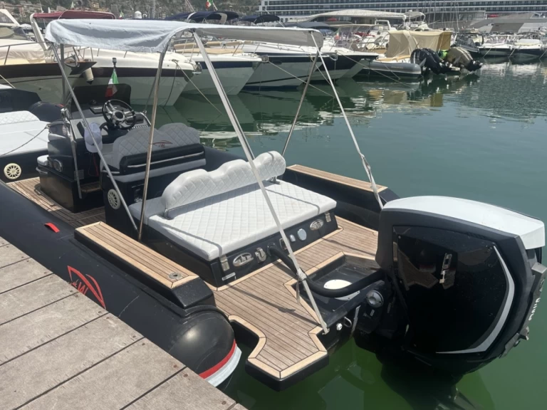 Location bateau IAVARONE 26  à Port de Salerne sur Samboat