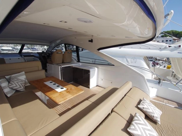 Yacht à louer à Dénia au meilleur prix