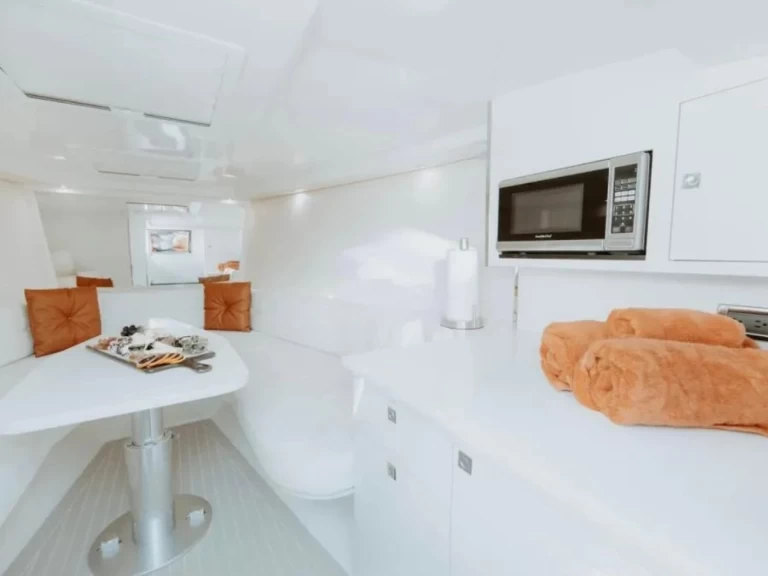 Louez un Fjord Fjord 40 Open à Vieux Port de Cannes