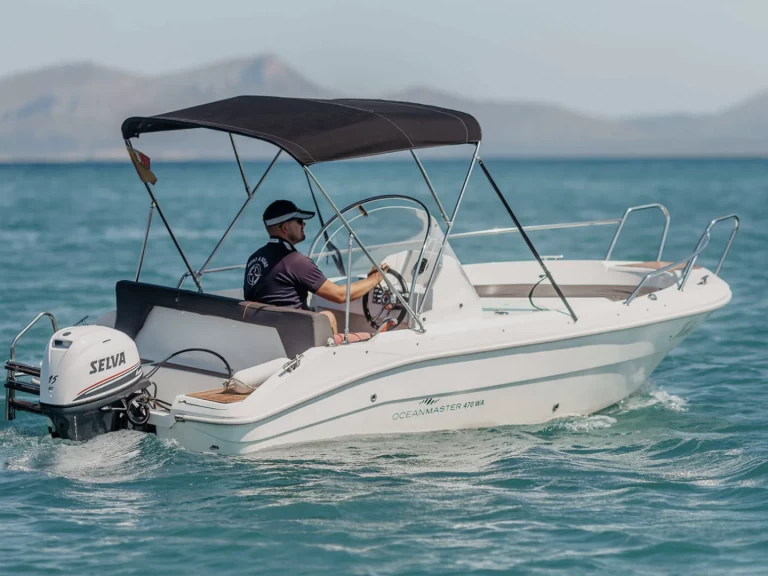 Oceanmaster 470 a louer à Port d'Alcudia