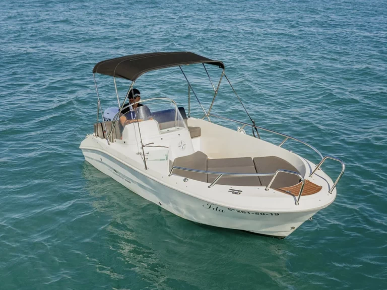 Louer Bateau à moteur avec ou sans skipper Oceanmaster à Port d'Alcudia