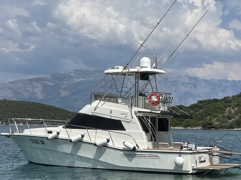 Louez un Rodman Rodman 1250 Fisher Pro à Makarska