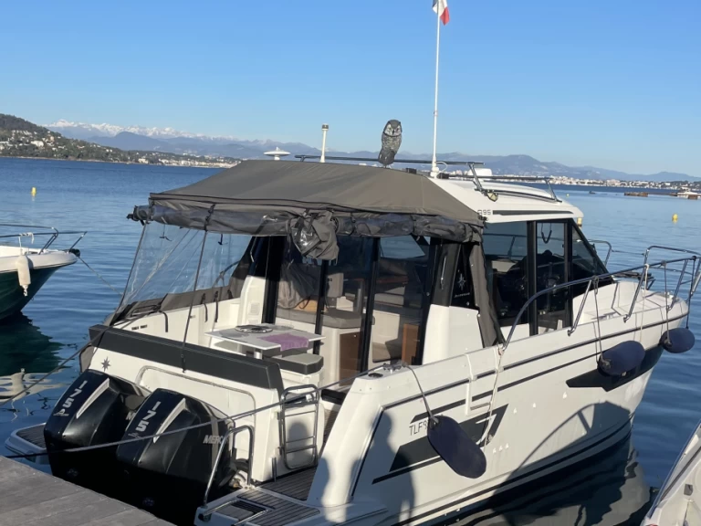 Location à Mandelieu-la-Napoule - Jeanneau Merry Fisher 895 Cruiser sur SamBoat