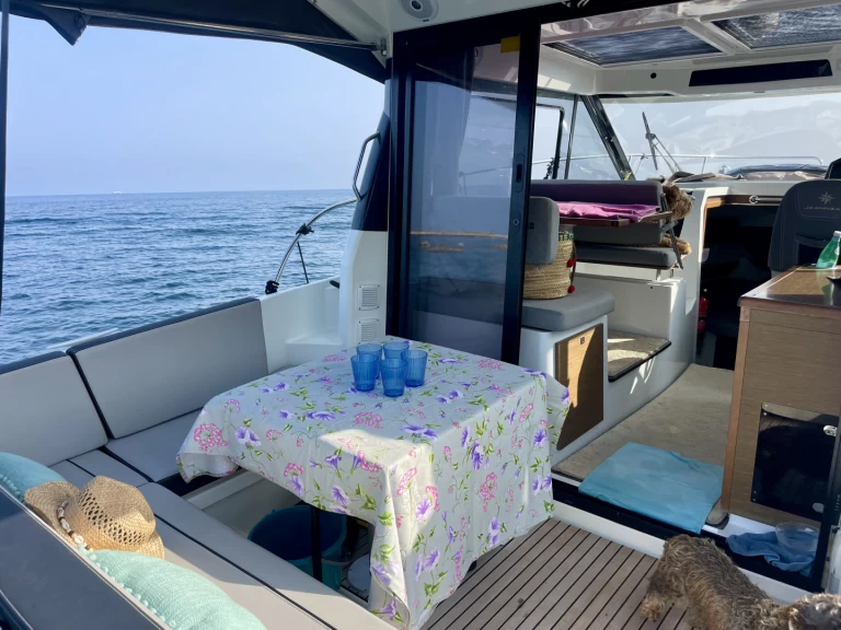 Louez un Jeanneau Merry Fisher 895 Cruiser à Mandelieu-la-Napoule