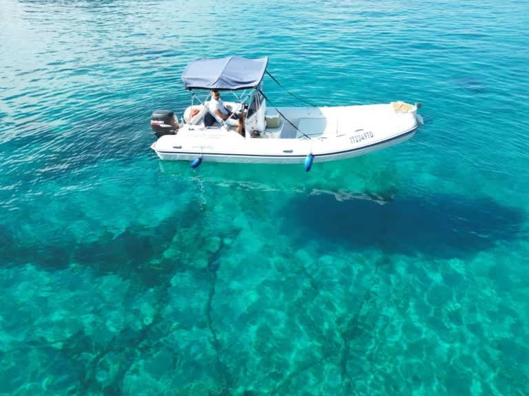 Location bateau Nuova Jolly King 600 à Hvar sur Samboat