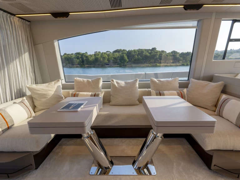 Location bateau Azimut Azimut S7  à Sibenik sur Samboat