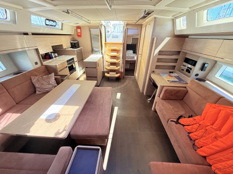 Hanse Hanse 548 a louer à Sukošan