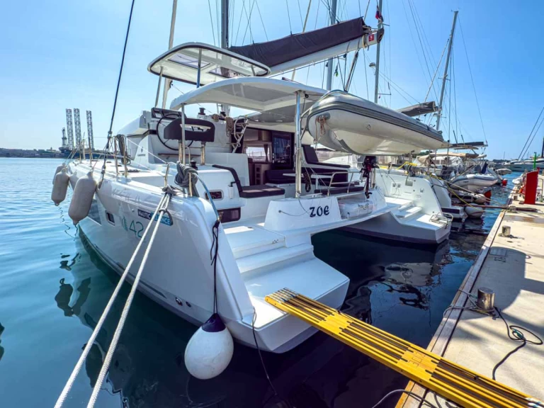 Louer Catamaran avec ou sans skipper Lagoon à Pula