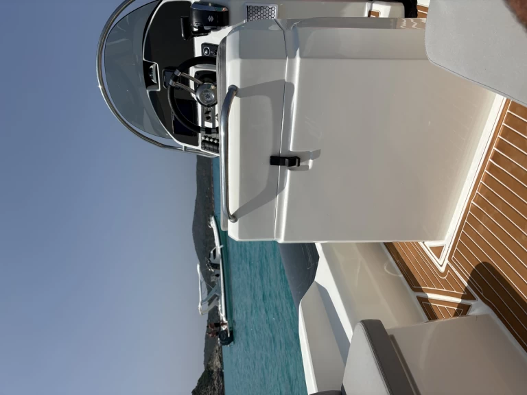 Location Semi-rigide à Saint-Florent - FANALE MARINE FALCHETTU