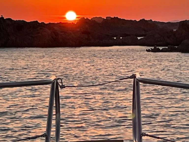 Bateau à moteur à louer à Porto Cervo au meilleur prix