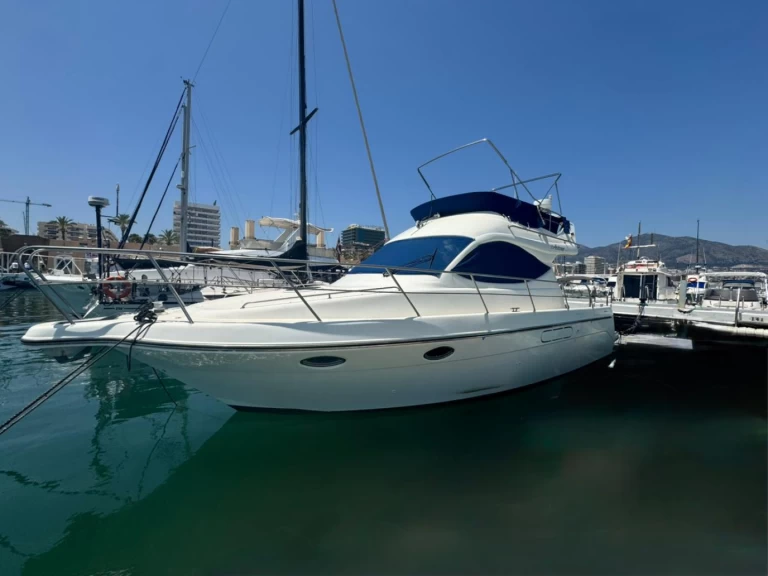 Yacht à louer à Fuengirola au meilleur prix