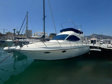 Yacht di lusso a noleggio a Fuengirola al miglior prezzo