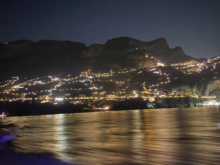 Location Bateau à moteur à Salerne - Eolo EOLO 6.9