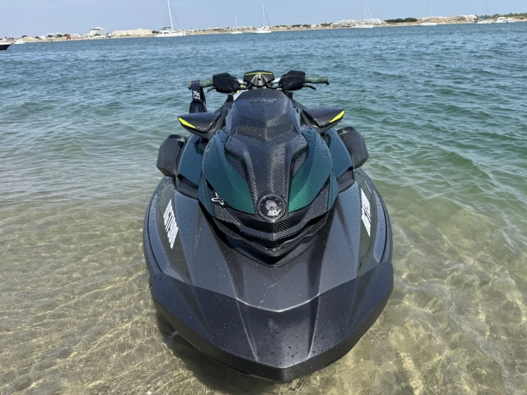 Louer Jet ski avec ou sans skipper Sea-Doo à Montpellier