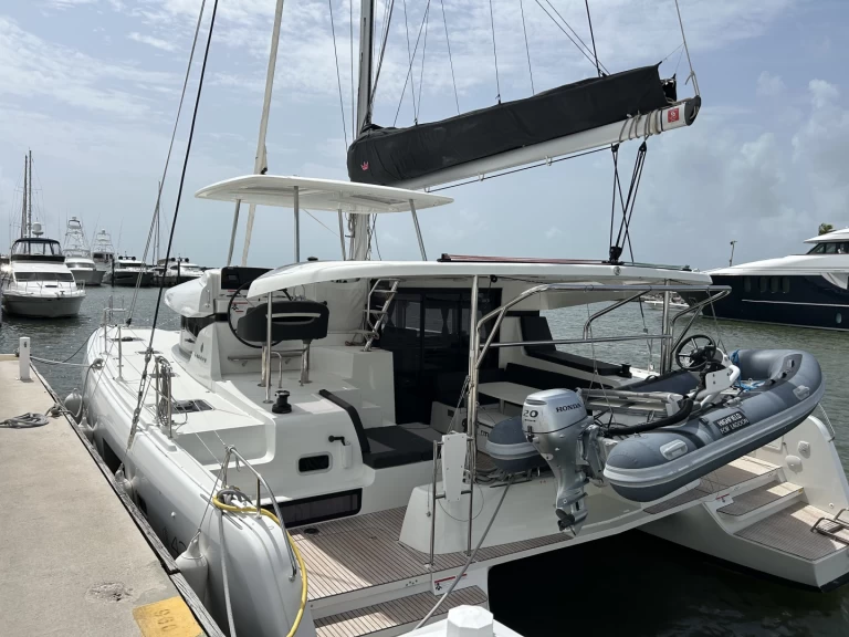 Location à Playa Sardinera - Lagoon Lagoon 42 sur SamBoat