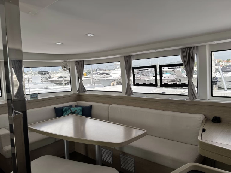 Louez un Lagoon Lagoon 42 à Playa Sardinera