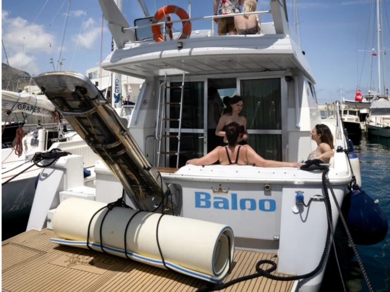 Location Bateau à moteur à La Cala (porto Palermo) - Mochi Craft Mochi Craft 42 Fly