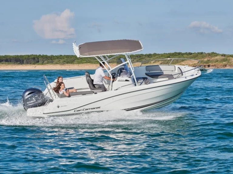 Location Bateau à moteur Jeanneau avec permis