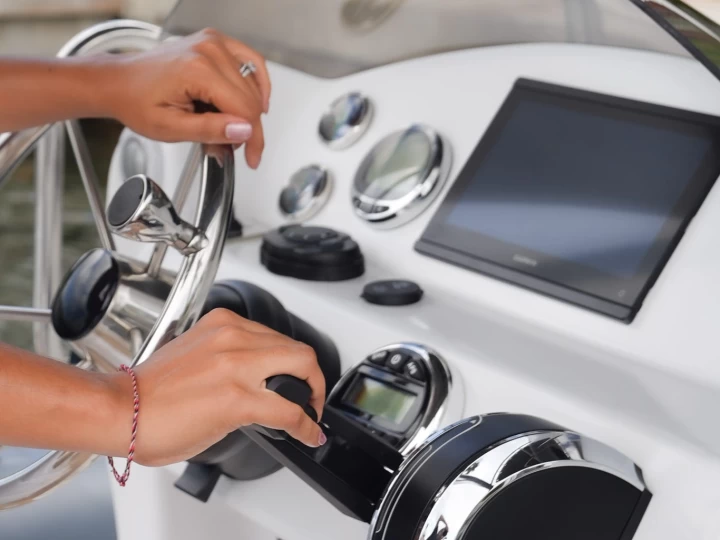 Location Semi-rigide à Simpson Bay - Rib 760