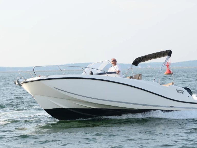 Location bateau Arcachon pas cher Quicksilver 675 Activ Open