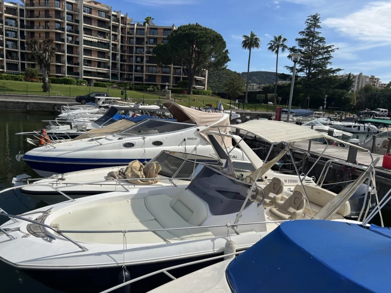 Location bateau Mandelieu-la-Napoule pas cher Key Largo 24