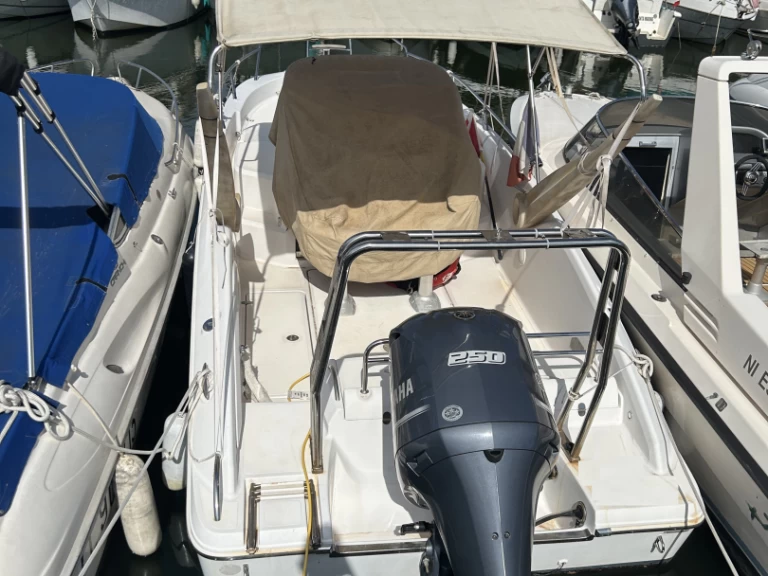 Location à Mandelieu-la-Napoule - Sessa Marine Key Largo 24 sur SamBoat