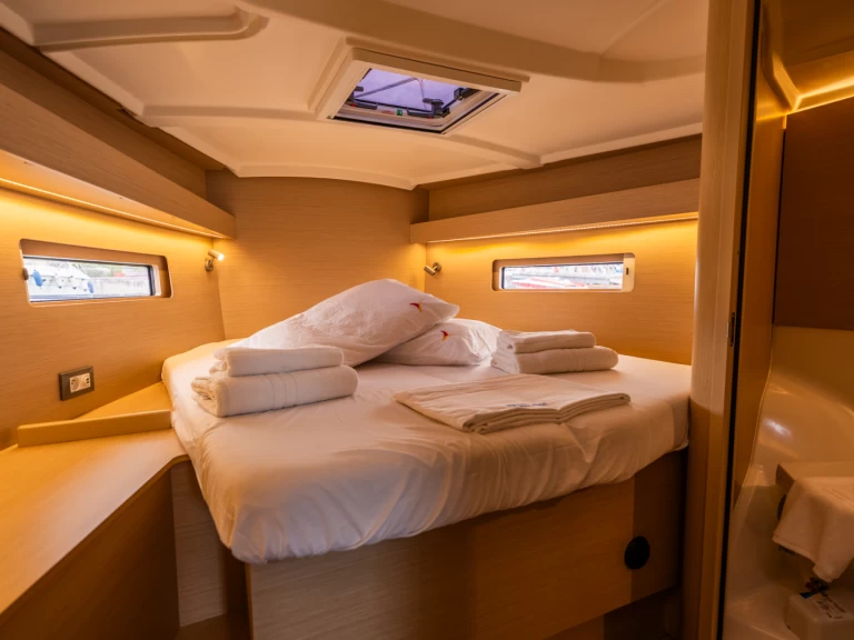 Location bateau Bénéteau Oceanis 40.1 à Salerne sur Samboat