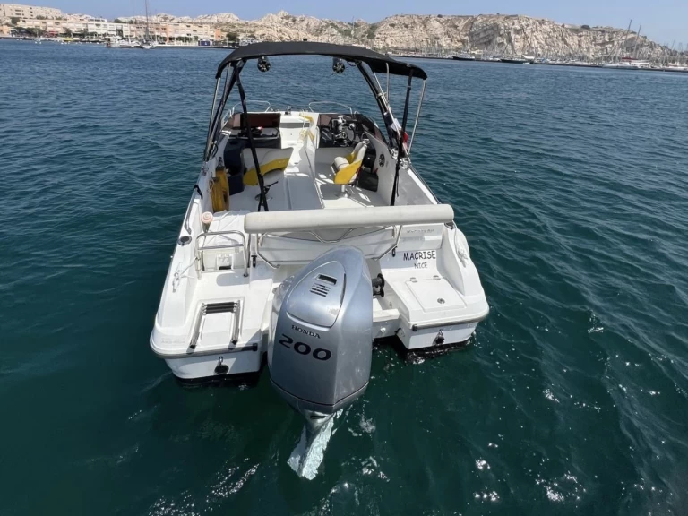Location bateau Bénéteau Flyer 6.6 SPORTdeck à Marseille sur Samboat