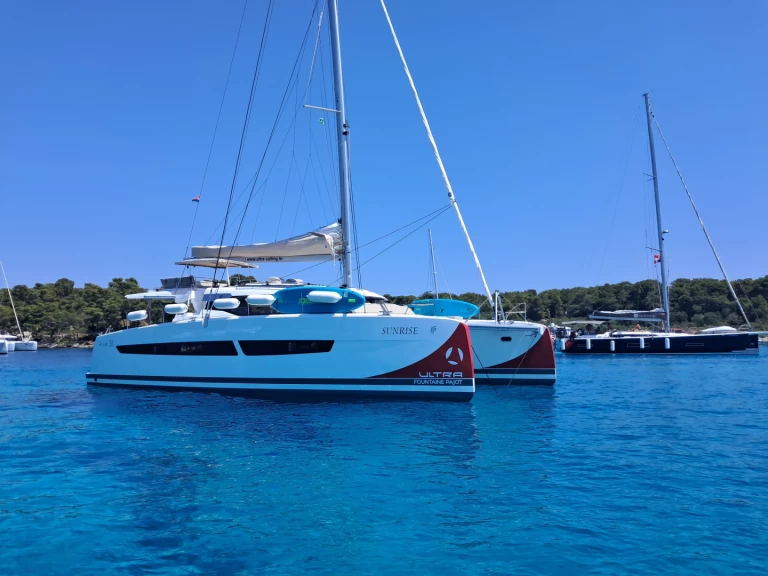 Location bateau Fountaine Pajot Aura 51 à Seget Donji sur Samboat