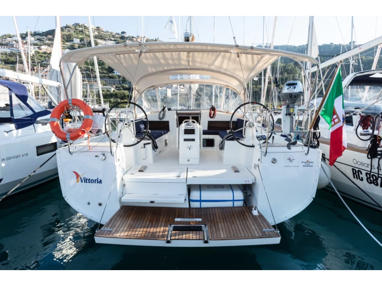 Location bateau Jeanneau Sun Odyssey 440 à Capo d'Orlando sur Samboat