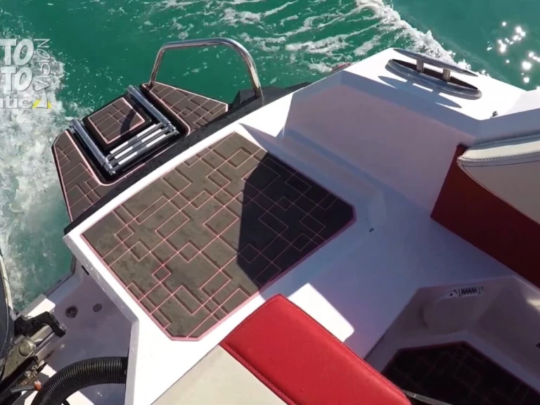 Louer Bateau à moteur avec ou sans skipper Arrow Arabis 23 à Trogir