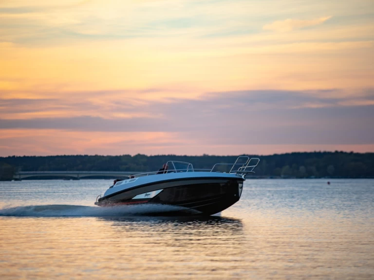 Location Bateau à moteur Arrow Arabis 23 avec permis