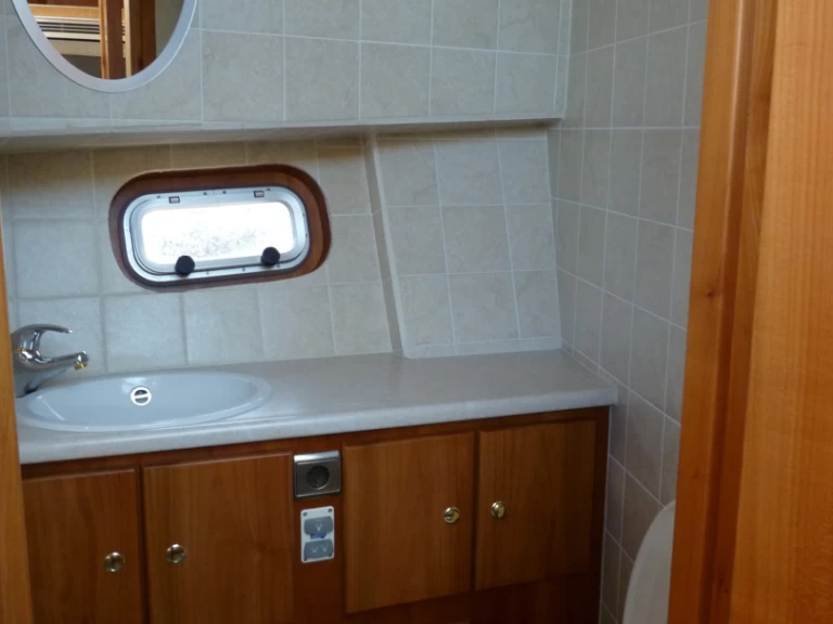 Louer Bateau à moteur avec ou sans skipper  à Akkrum