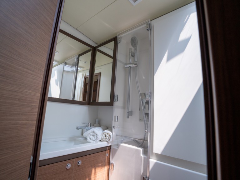 Catamaran à louer à Capo d'Orlando au meilleur prix