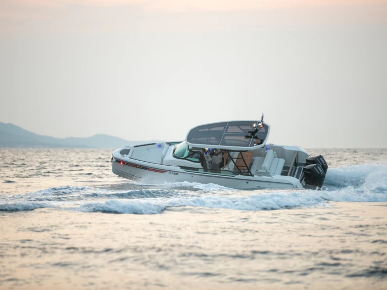 Louez un Saxdor Saxdor 270 GTO à Sukošan