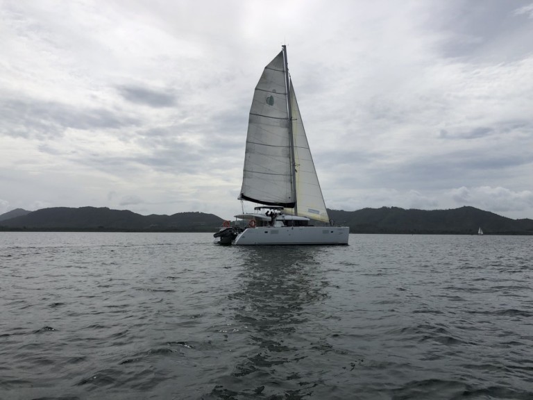 Louer Catamaran avec ou sans skipper Lagoon à Mai Khao