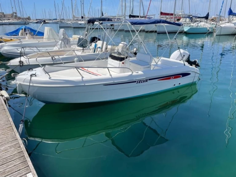 Louer Bateau à moteur avec ou sans skipper Selva à Alghero