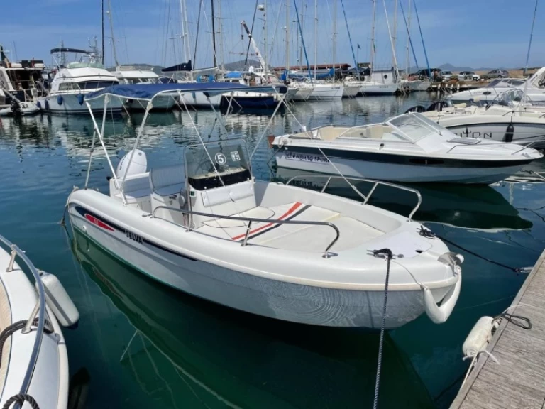 Bateau à moteur à louer à Alghero au meilleur prix