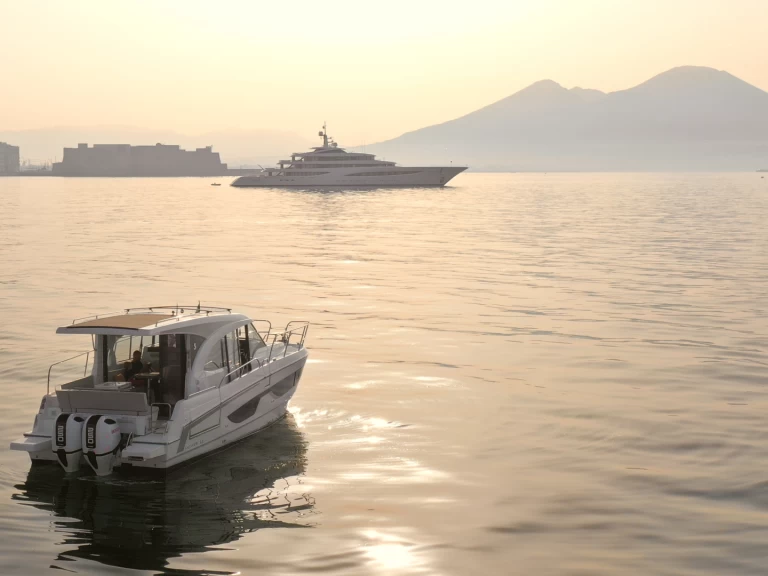 Location à Naples - Bénéteau Antares 11 sur SamBoat