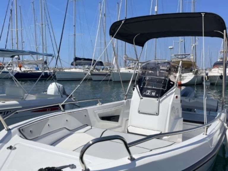 Trimarchi Nica 530 a louer à Alghero