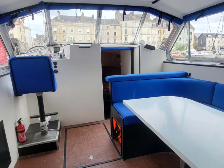 Porter and Haylett CONNOISSEUR 1135 a louer à Redon