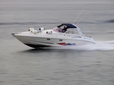 Motorboat to hire Marina Aliki at the best price