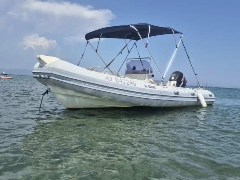 Louez un Joker Boat Coaster 580 à Hyères